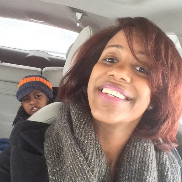 Meet your Posher, Rashiya - Picture 1 of 1